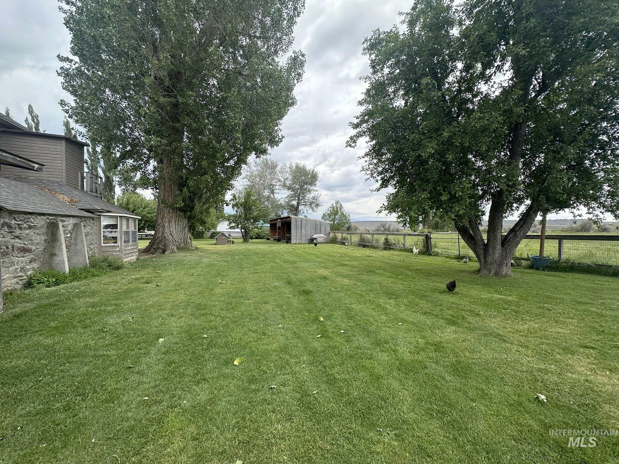 49130 Happy Valley Rd, Crane, Oregon 97722, 10 Bedrooms, Business/Commercial For Sale, Price $525,000,MLS 98988241