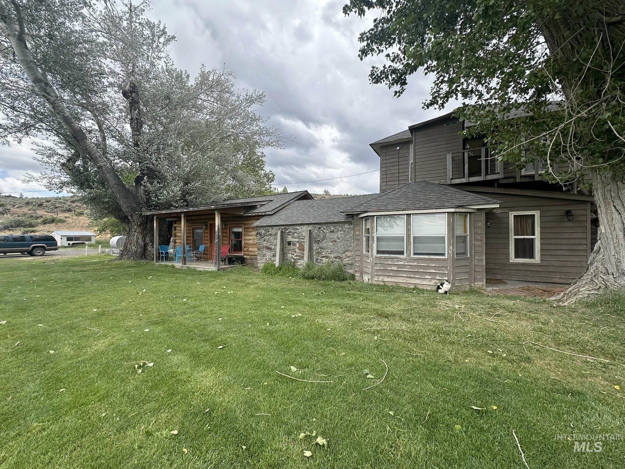 49130 Happy Valley Rd, Crane, Oregon 97722, 10 Bedrooms, Business/Commercial For Sale, Price $525,000,MLS 98988241