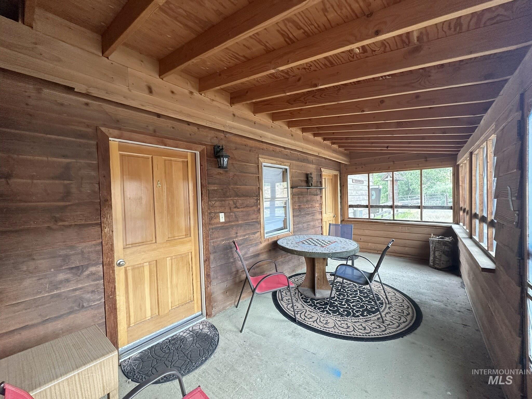 49130 Happy Valley Rd, Crane, Oregon 97722, 10 Bedrooms, Business/Commercial For Sale, Price $525,000, 98988241