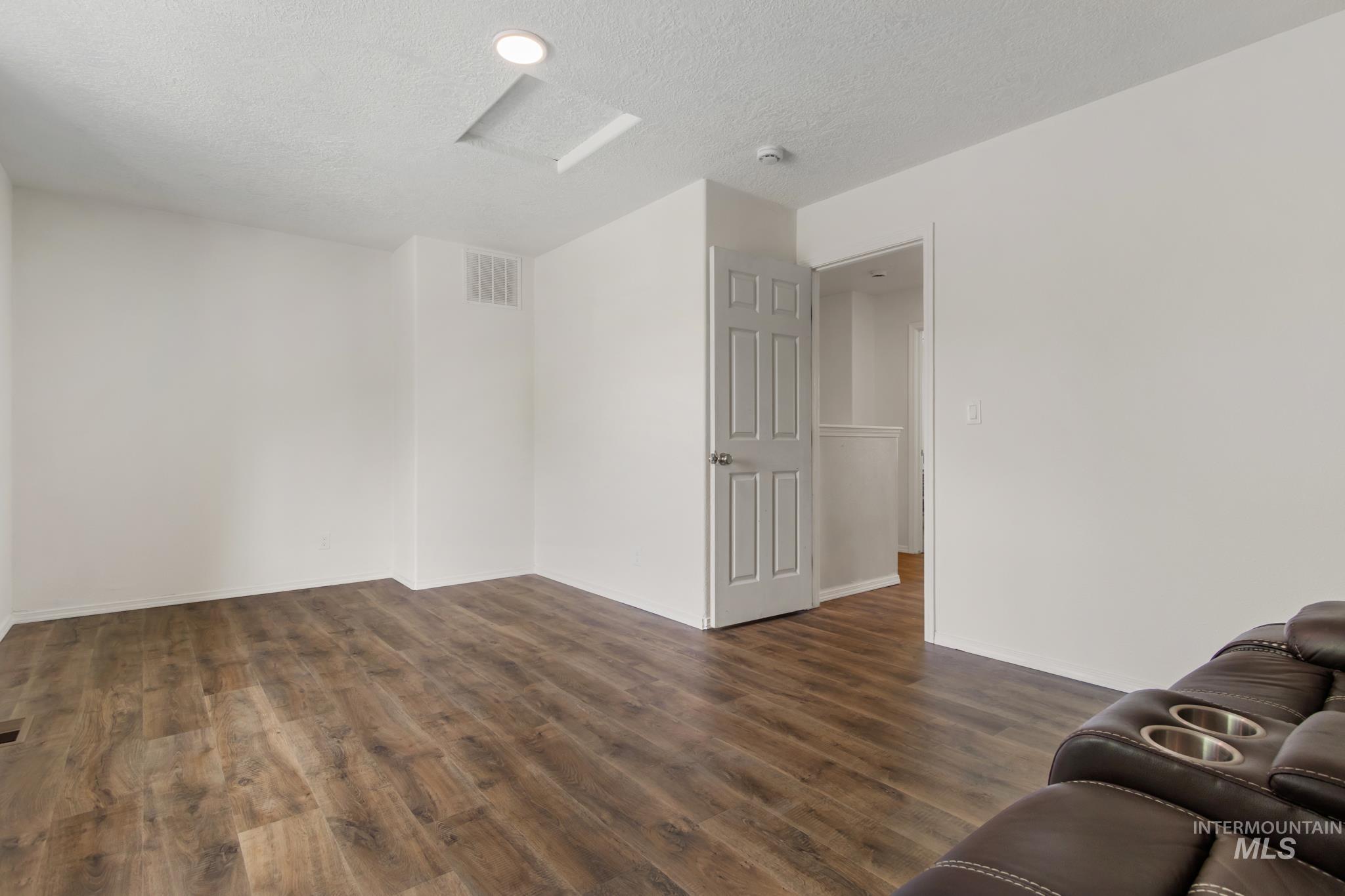 1700 Boundary, Nampa, Idaho 83686, 3 Bedrooms, 2.5 Bathrooms, Residential For Sale, Price $410,000, 98988244