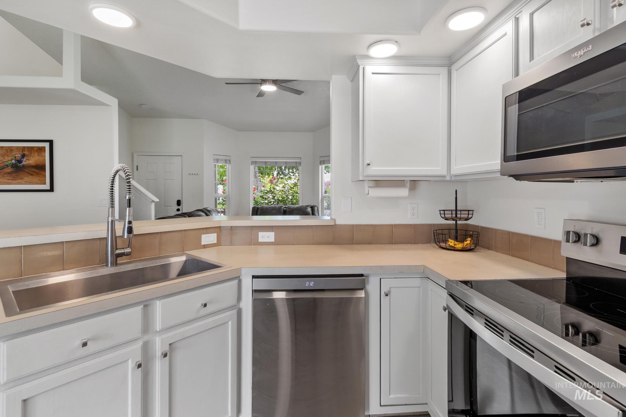 1700 Boundary, Nampa, Idaho 83686, 3 Bedrooms, 2.5 Bathrooms, Residential For Sale, Price $410,000, 98988244