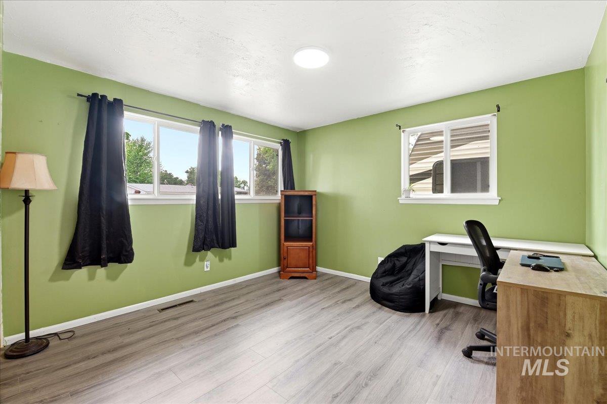 1130 N 8th E, Mountain Home, Idaho 83647, 3 Bedrooms, 2.5 Bathrooms, Residential For Sale, Price $340,000, 98988245