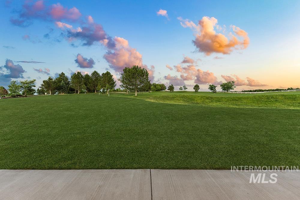22492 Aura Vista Way, Caldwell, Idaho 83607, 3 Bedrooms, 2.5 Bathrooms, Residential For Sale, Price $1,150,000, 98988252