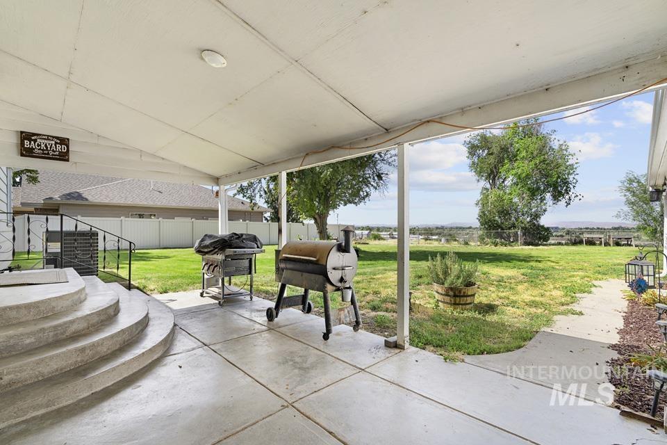 207 Hwy 95, Parma, Idaho 83660, 4 Bedrooms, 2 Bathrooms, Residential For Sale, Price $435,000, 98988253
