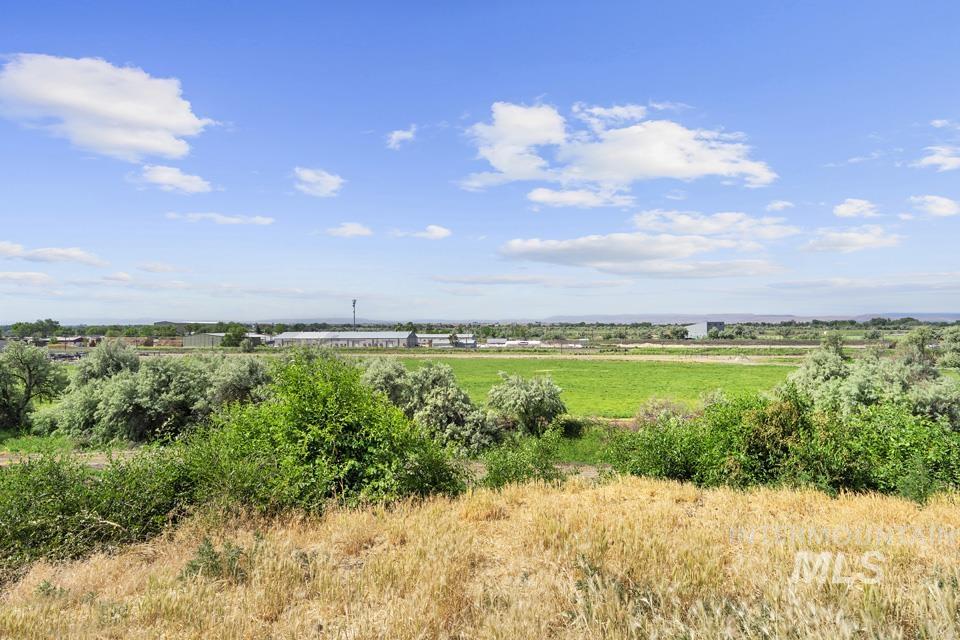 207 Hwy 95, Parma, Idaho 83660, 4 Bedrooms, 2 Bathrooms, Residential For Sale, Price $435,000, 98988253