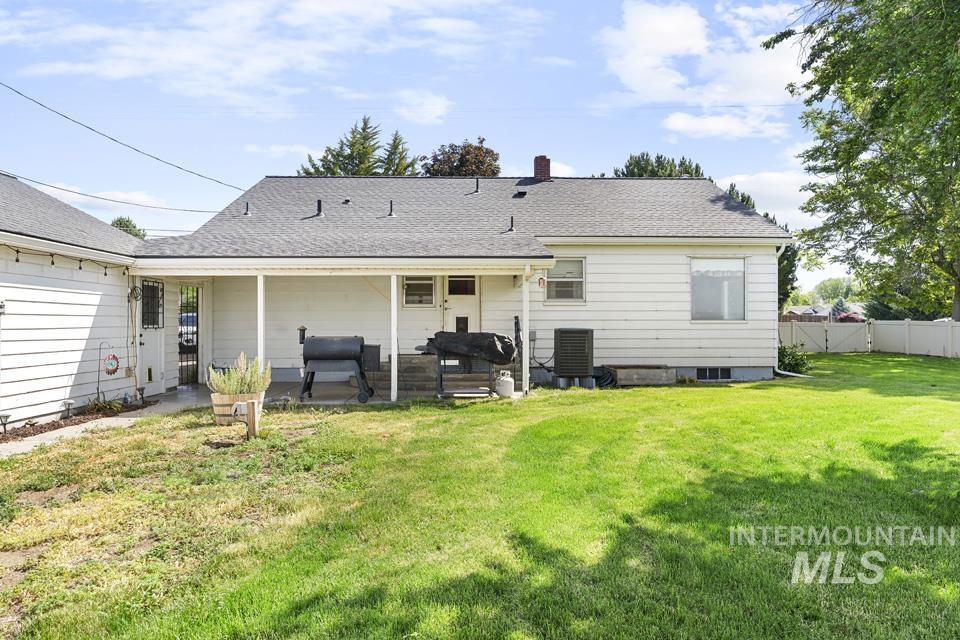 207 Hwy 95, Parma, Idaho 83660, 4 Bedrooms, 2 Bathrooms, Residential For Sale, Price $435,000, 98988253