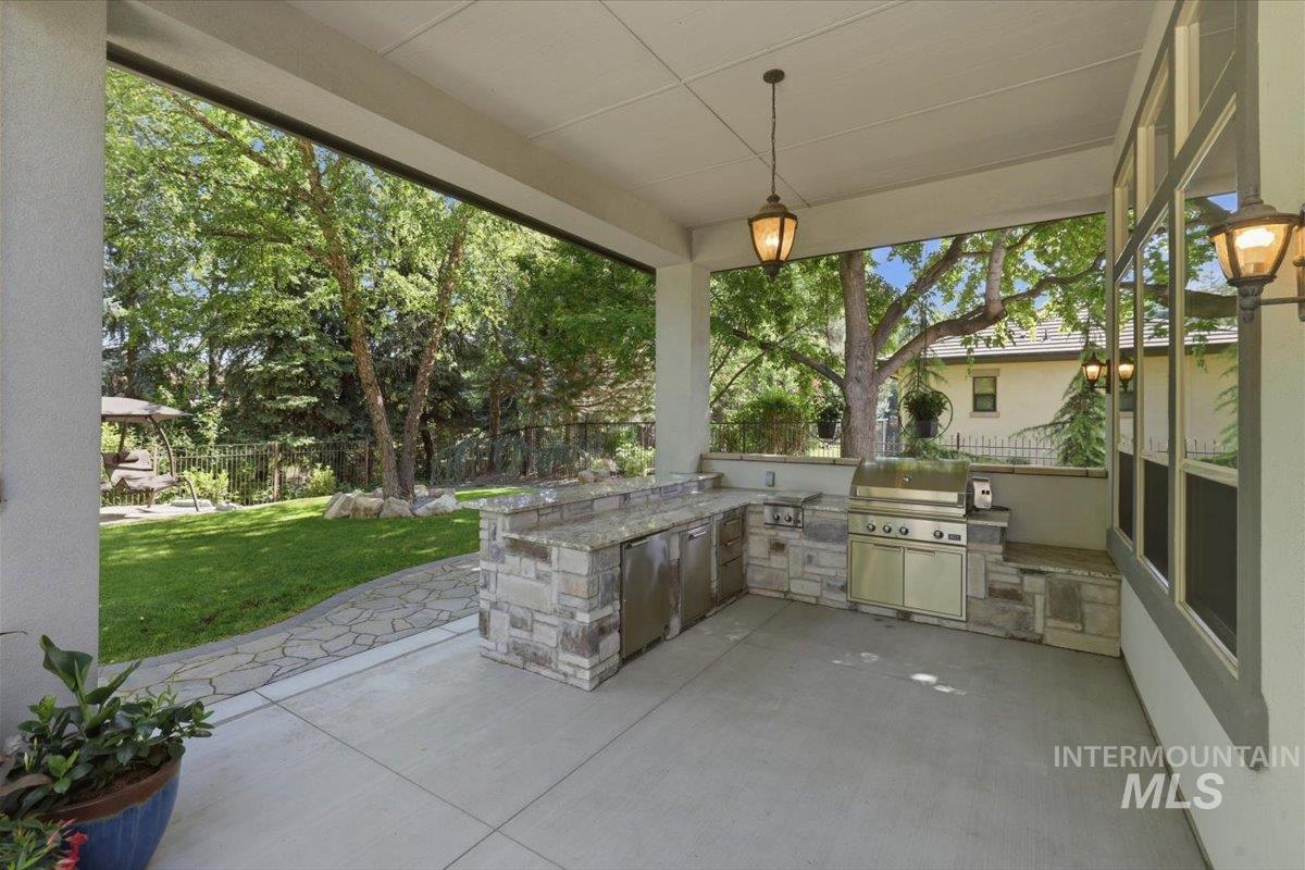 810 W Sherason Dr, Eagle, Idaho 83616, 3 Bedrooms, 3.5 Bathrooms, Residential For Sale, Price $1,749,900,MLS 98988255