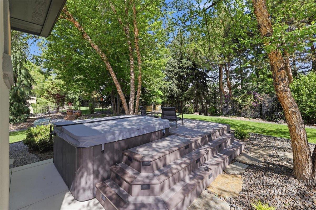 810 W Sherason Dr, Eagle, Idaho 83616, 3 Bedrooms, 3.5 Bathrooms, Residential For Sale, Price $1,749,900,MLS 98988255