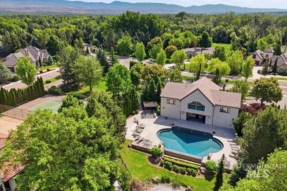 810 W Sherason Dr, Eagle, Idaho 83616, 3 Bedrooms, 3.5 Bathrooms, Residential For Sale, Price $1,749,900,MLS 98988255