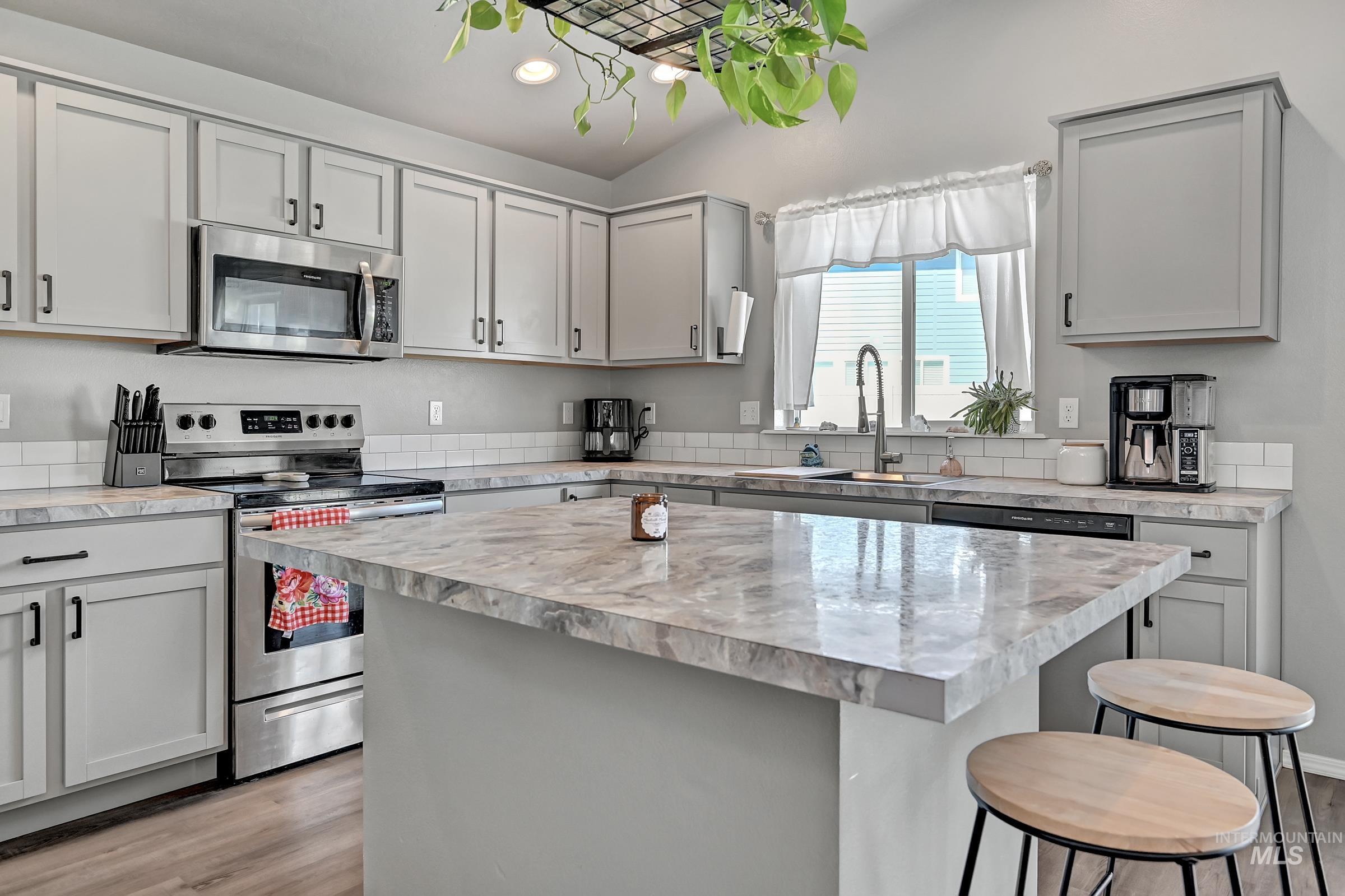 15567 Shorebird Pl, Nampa, Idaho 83651, 3 Bedrooms, 2 Bathrooms, Residential For Sale, Price $455,000, 98988257