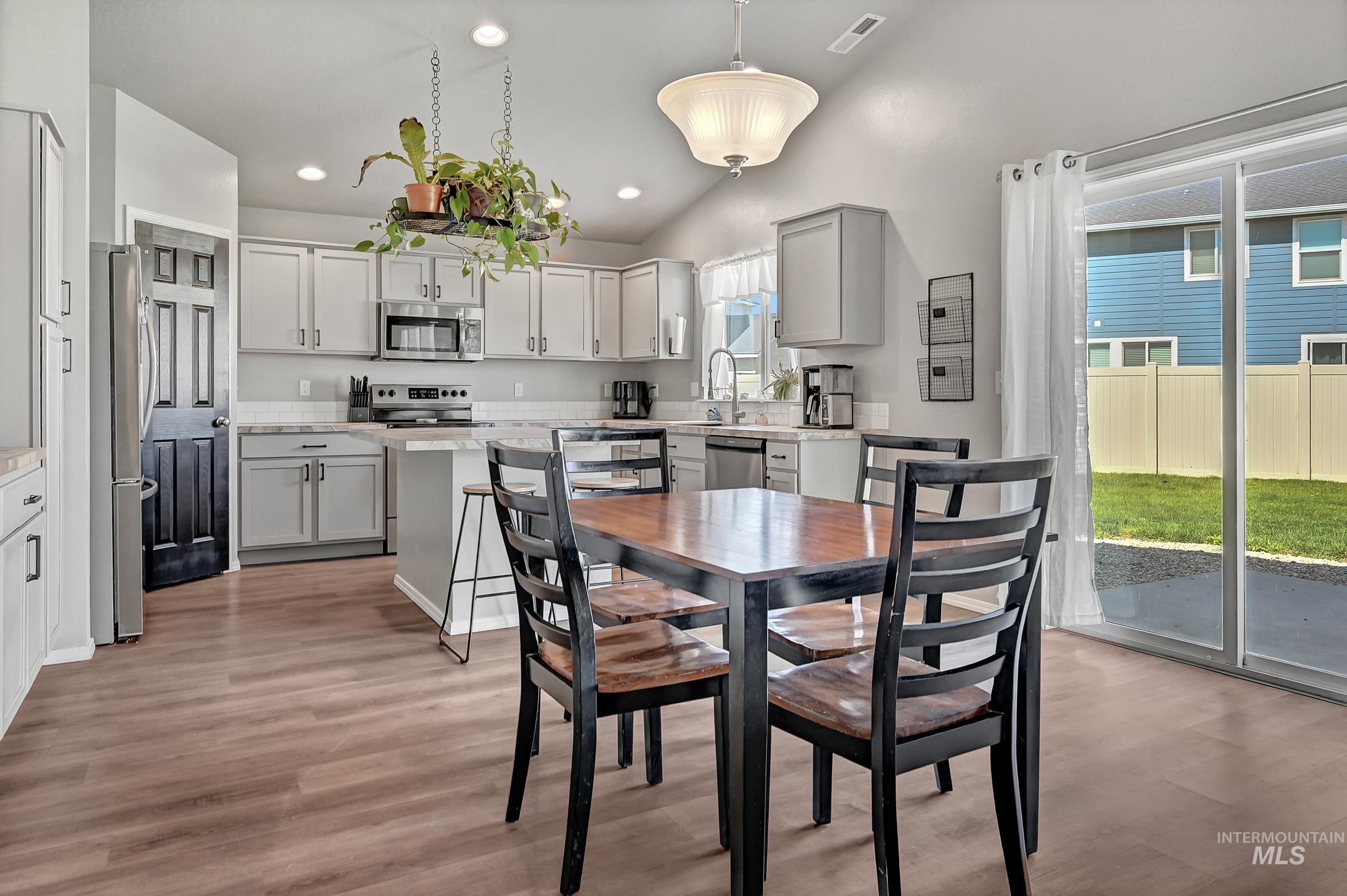 15567 Shorebird Pl, Nampa, Idaho 83651, 3 Bedrooms, 2 Bathrooms, Residential For Sale, Price $455,000, 98988257