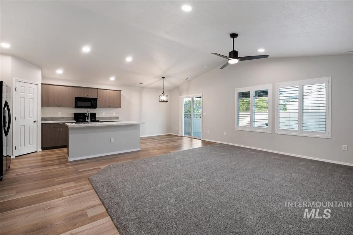 2900 N Misty Valley Ave, Kuna, Idaho 83634, 3 Bedrooms, 2 Bathrooms, Residential For Sale, Price $450,000, 98988259