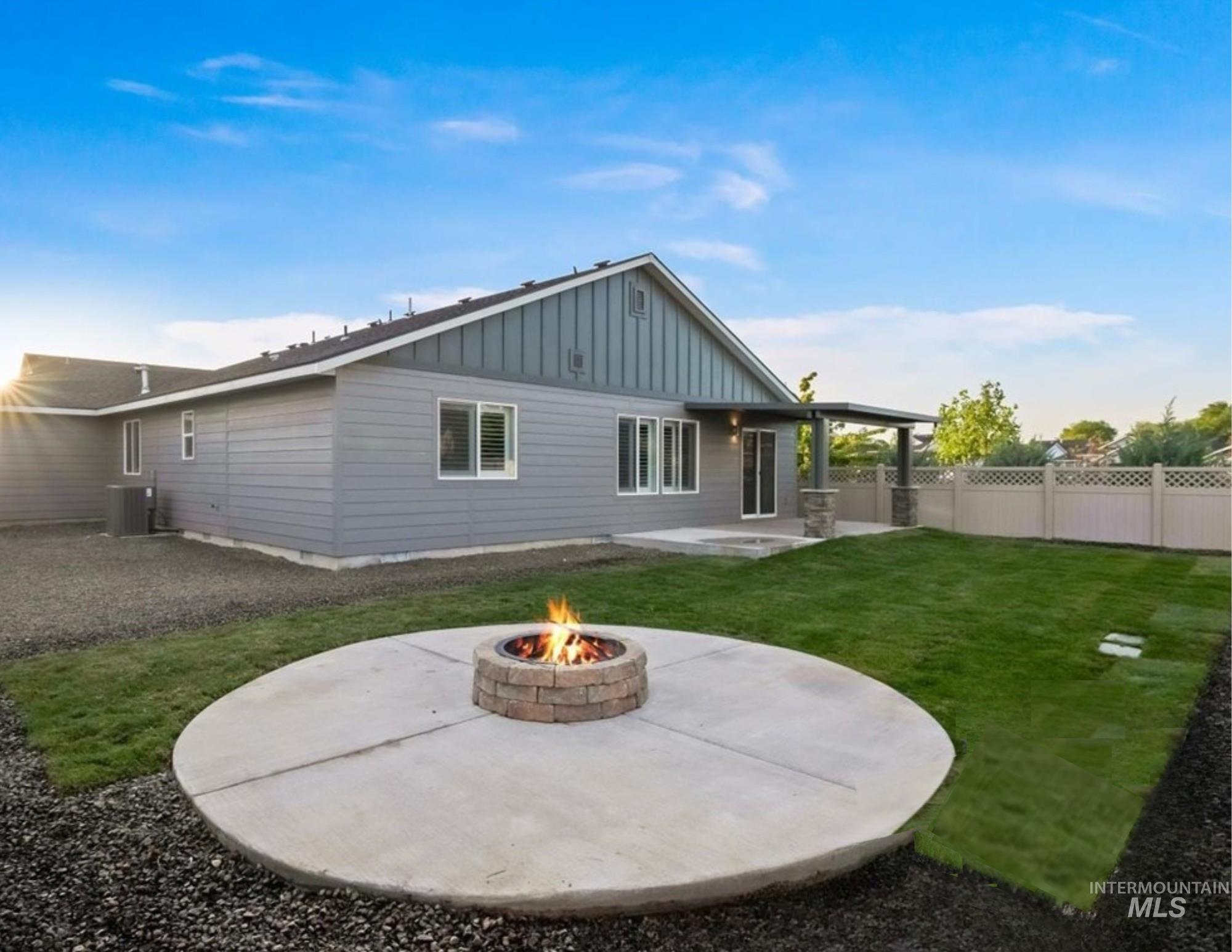 2900 N Misty Valley Ave, Kuna, Idaho 83634, 3 Bedrooms, 2 Bathrooms, Residential For Sale, Price $450,000, 98988259