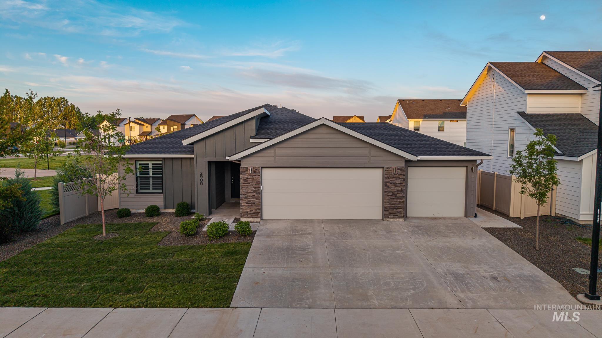 2900 N Misty Valley Ave, Kuna, Idaho 83634, 3 Bedrooms, 2 Bathrooms, Residential For Sale, Price $450,000, 98988259