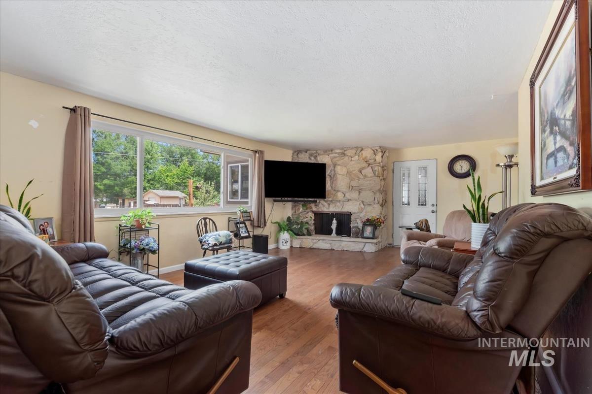 10436 W Estate, Boise, Idaho 83709, 3 Bedrooms, 3 Bathrooms, Residential For Sale, Price $750,000, 98988264