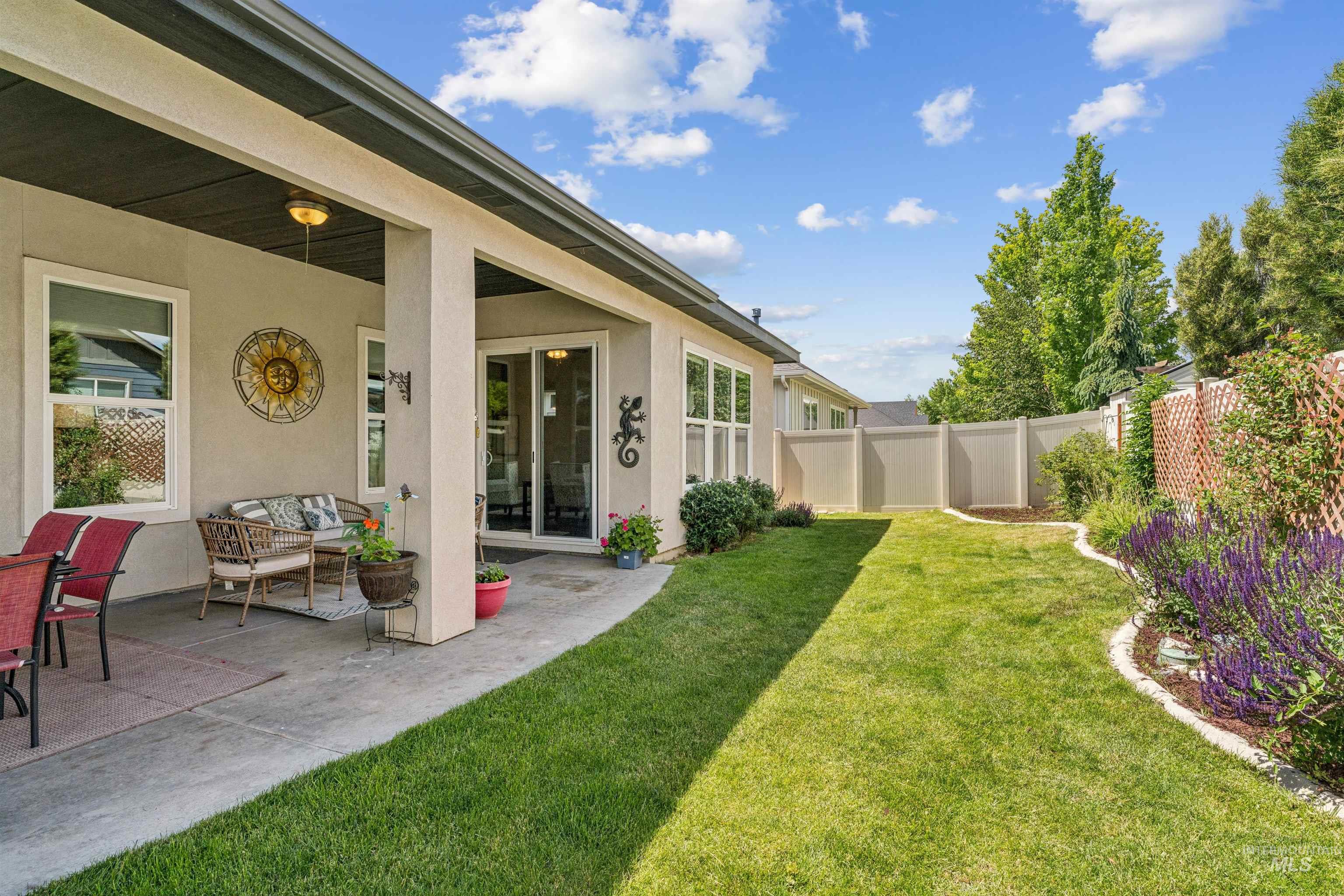 9284 W Tillamook Dr., Boise, Idaho 83709-6153, 3 Bedrooms, 2 Bathrooms, Residential For Sale, Price $550,000, 98988272
