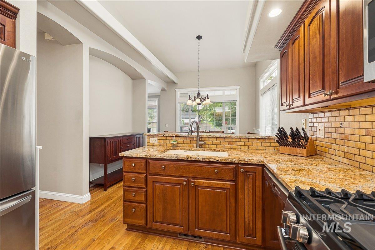 826 E Denise St, Boise, Idaho 83706, 3 Bedrooms, 2 Bathrooms, Residential For Sale, Price $540,000, 98988274
