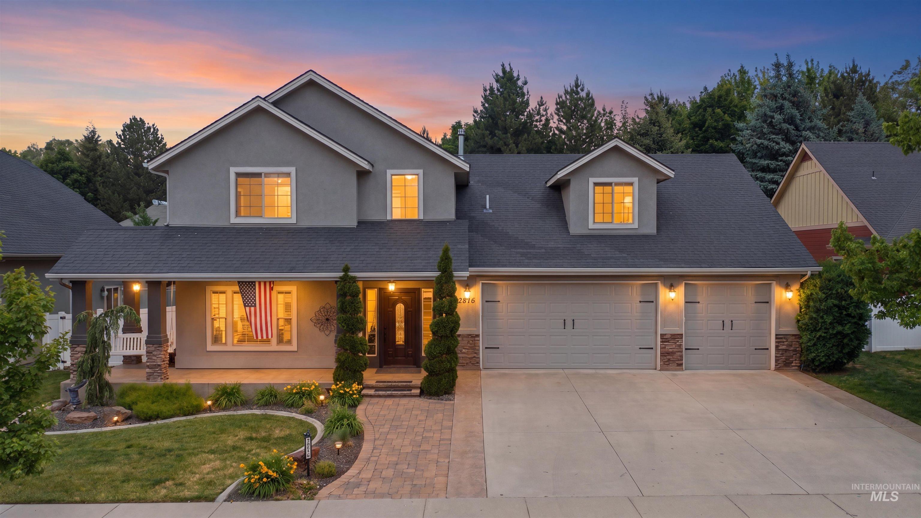 2816 S Bear Claw Way, Meridian, Idaho 83642, 4 Bedrooms, 3.5 Bathrooms, Residential For Sale, Price $975,000, 98988277
