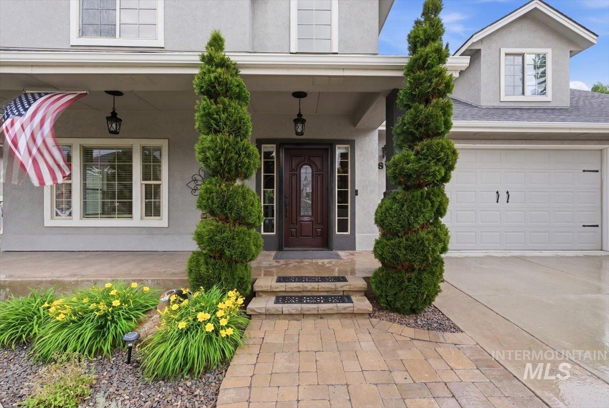 2816 S Bear Claw Way, Meridian, Idaho 83642, 4 Bedrooms, 3.5 Bathrooms, Residential For Sale, Price $975,000, 98988277