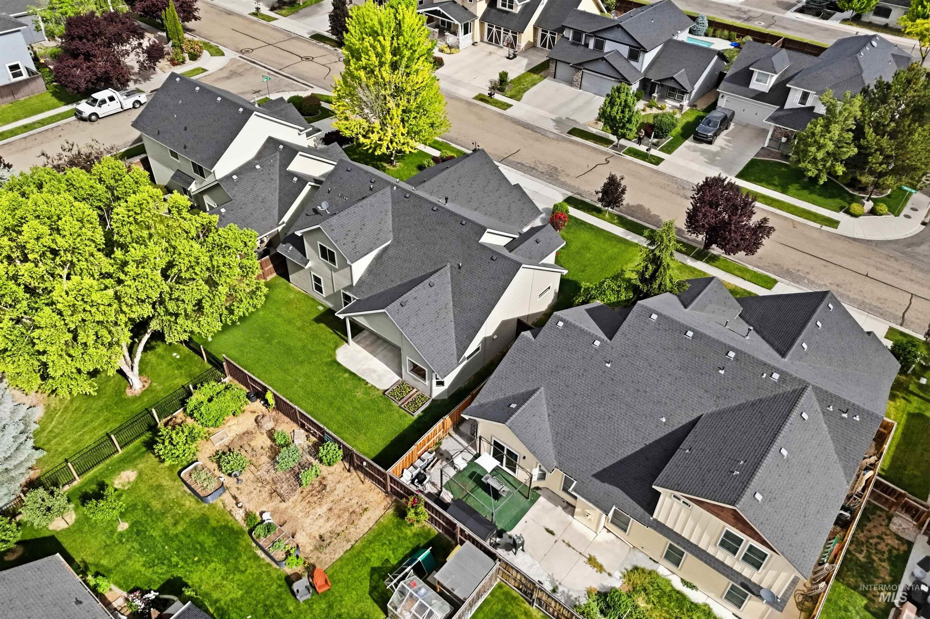 2083 W Boulder Bar Dr, Meridian, Idaho 83646-5945, 4 Bedrooms, 3 Bathrooms, Residential For Sale, Price $640,000, 98988279