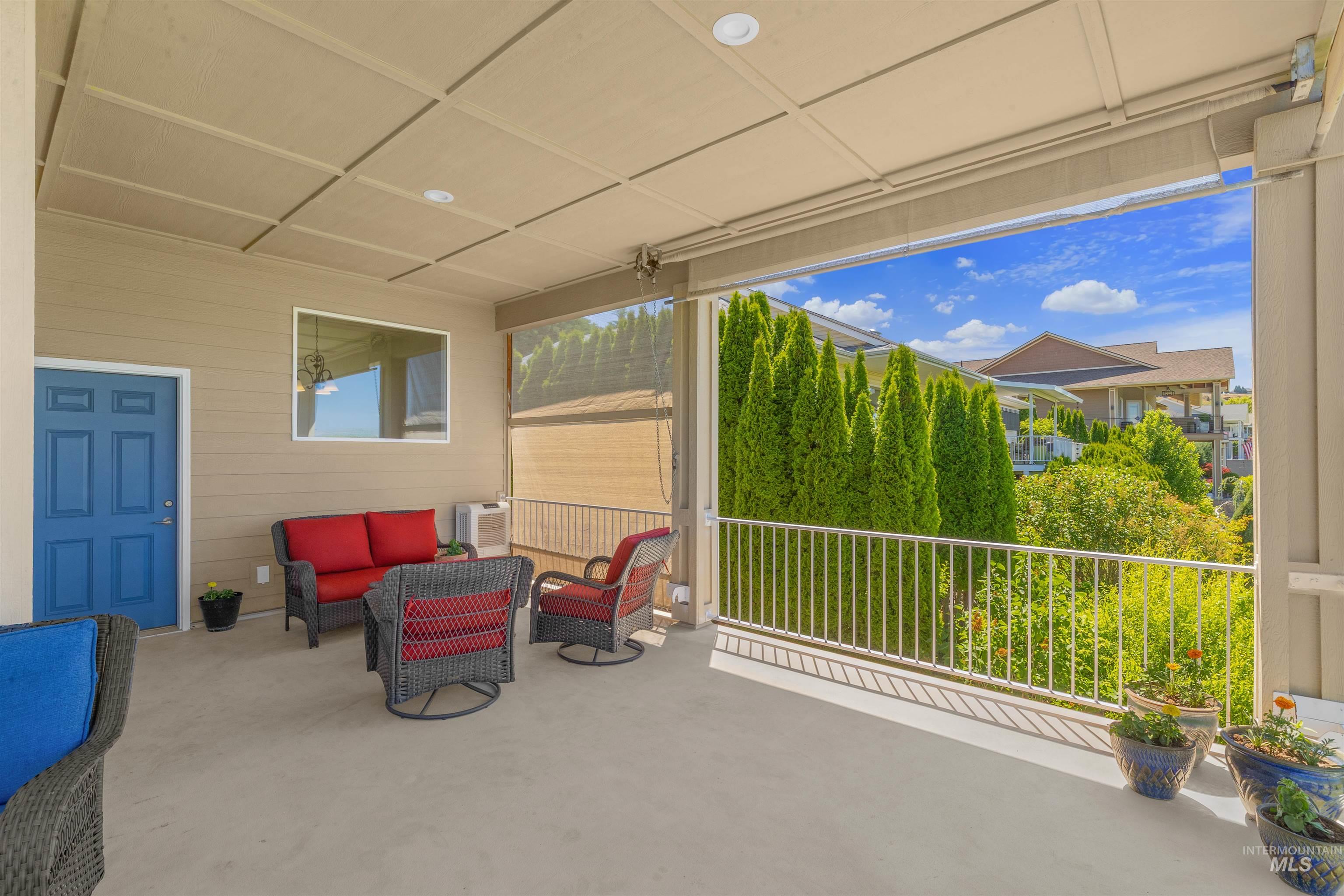 3954 Foothills Dr, Lewiston, Idaho 83501, 3 Bedrooms, 3 Bathrooms, Residential For Sale, Price $635,000, 98988280