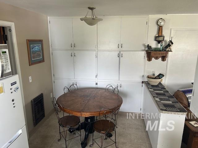 804 Lewiston ST, CottonWood, Idaho 83522, 2 Bedrooms, 1 Bathroom, Residential Income For Sale, Price $340,000,MLS 98988282