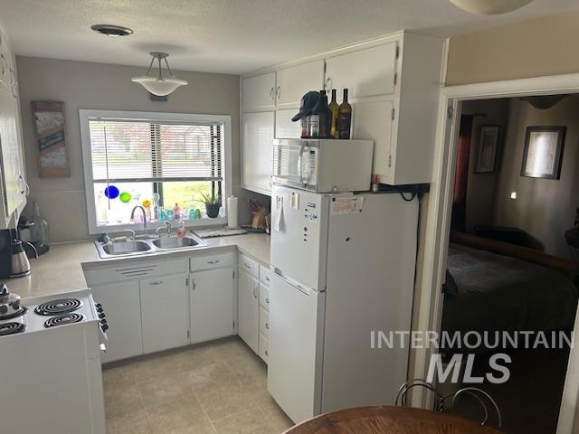 804 Lewiston ST, CottonWood, Idaho 83522, 2 Bedrooms, 1 Bathroom, Residential Income For Sale, Price $340,000,MLS 98988282