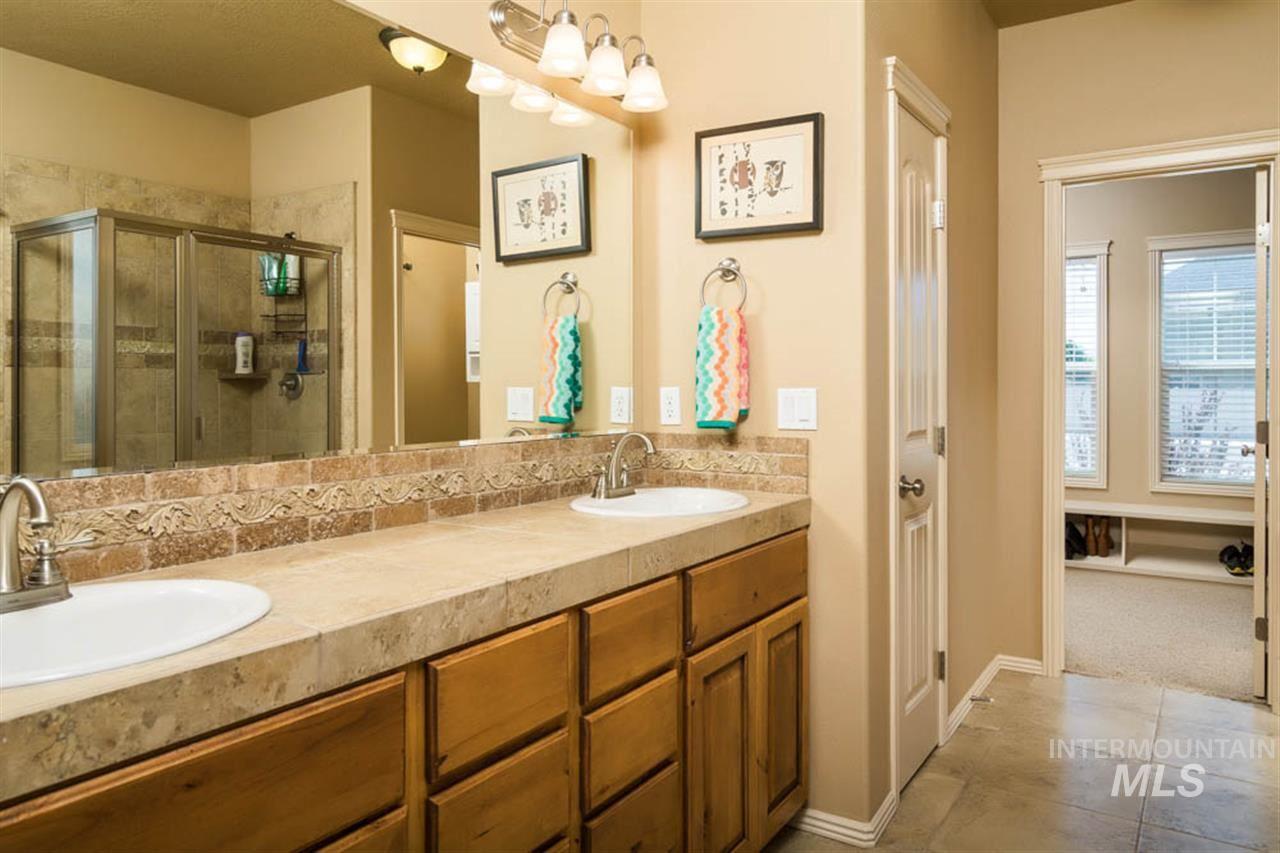 2794 S Kylee Place, Boise, Idaho 83709, 4 Bedrooms, 2.5 Bathrooms, Residential For Sale, Price $720,000, 98988287