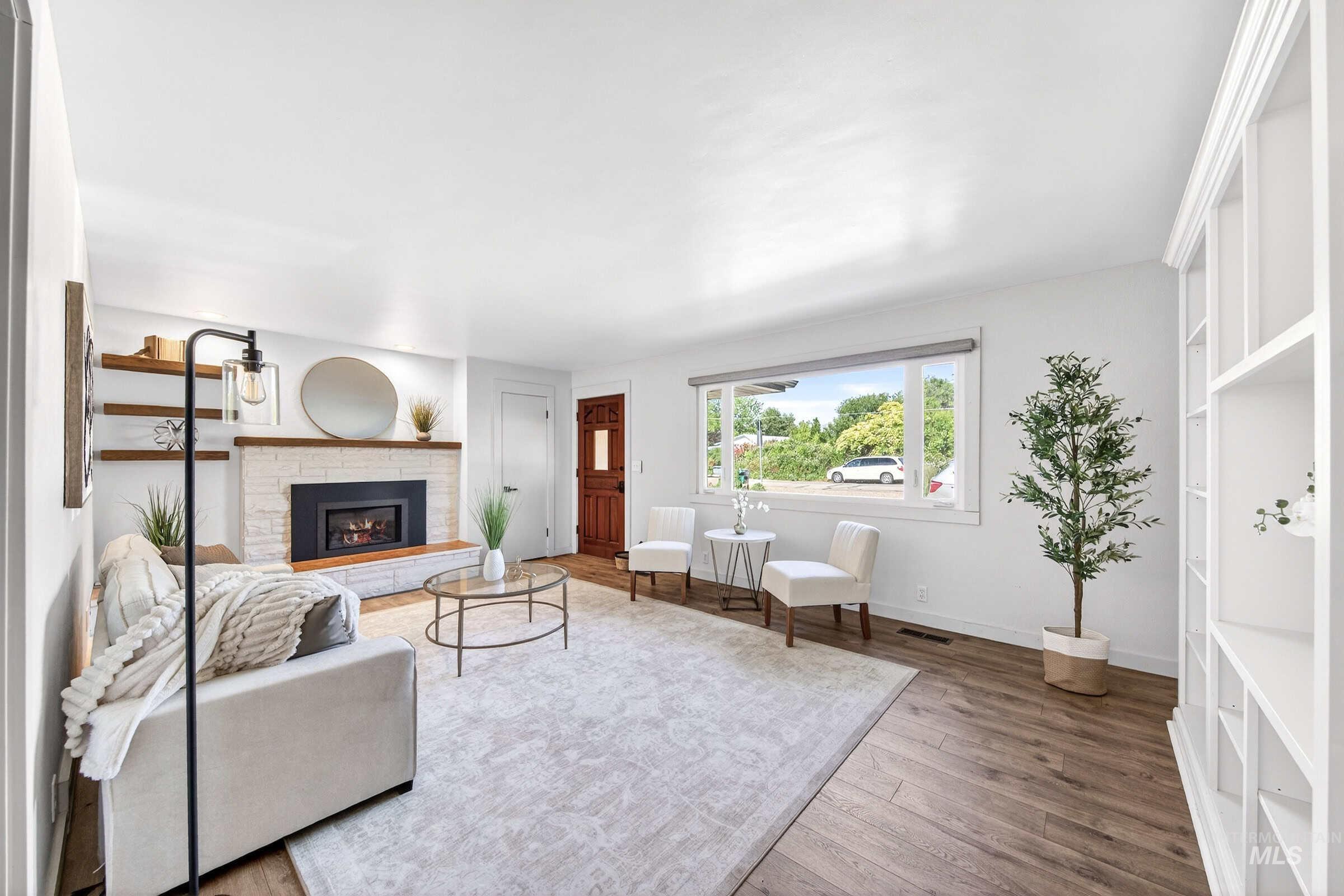 2715 S Virginia Ave, Boise, Idaho 83705, 4 Bedrooms, 2 Bathrooms, Residential For Sale, Price $648,000, 98988290