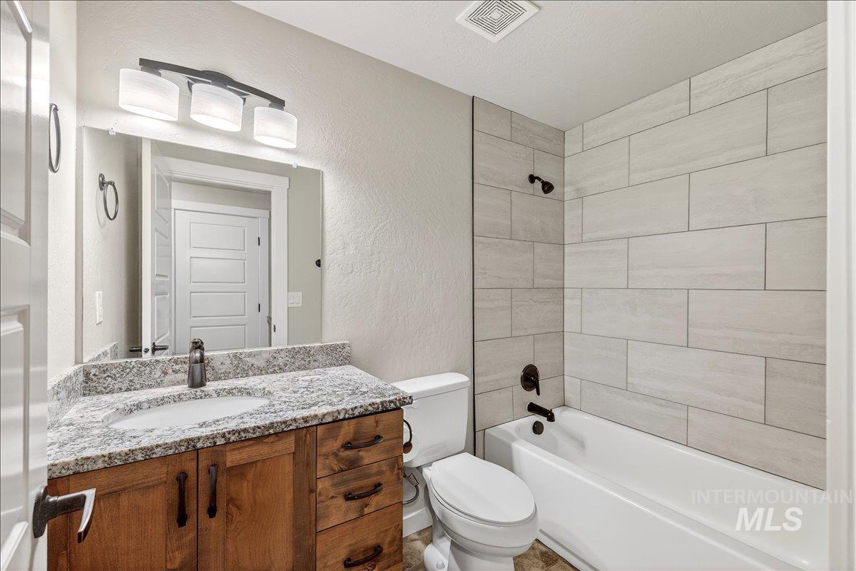 2879 S. Chieftain Way, Boise, Idaho 83709, 4 Bedrooms, 3 Bathrooms, Residential For Sale, Price $639,900, 98988298