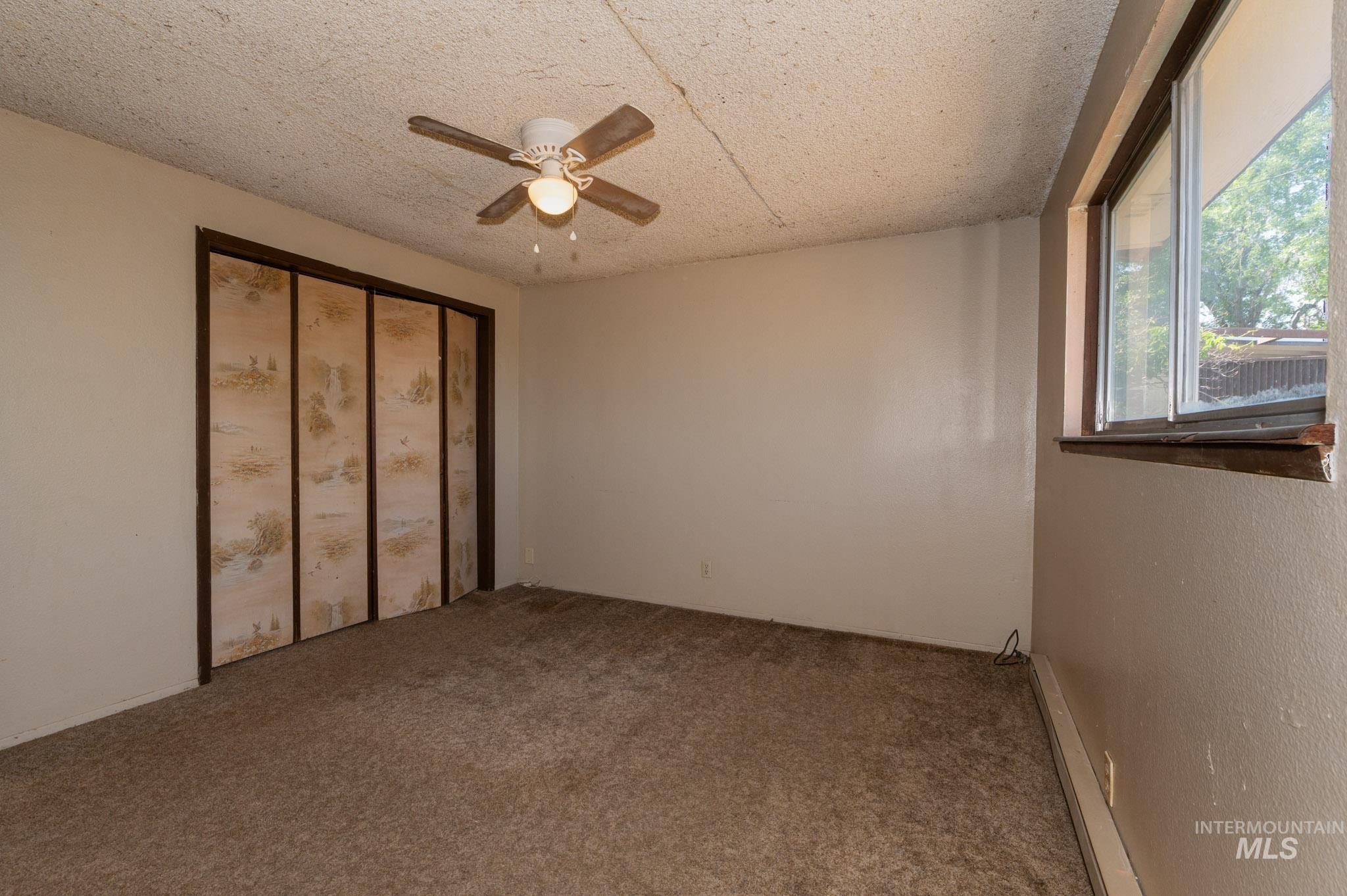 1157 Lavina Ave, Twin Falls, Idaho 83301, 3 Bedrooms, 2 Bathrooms, Residential For Sale, Price $240,000, 98988299
