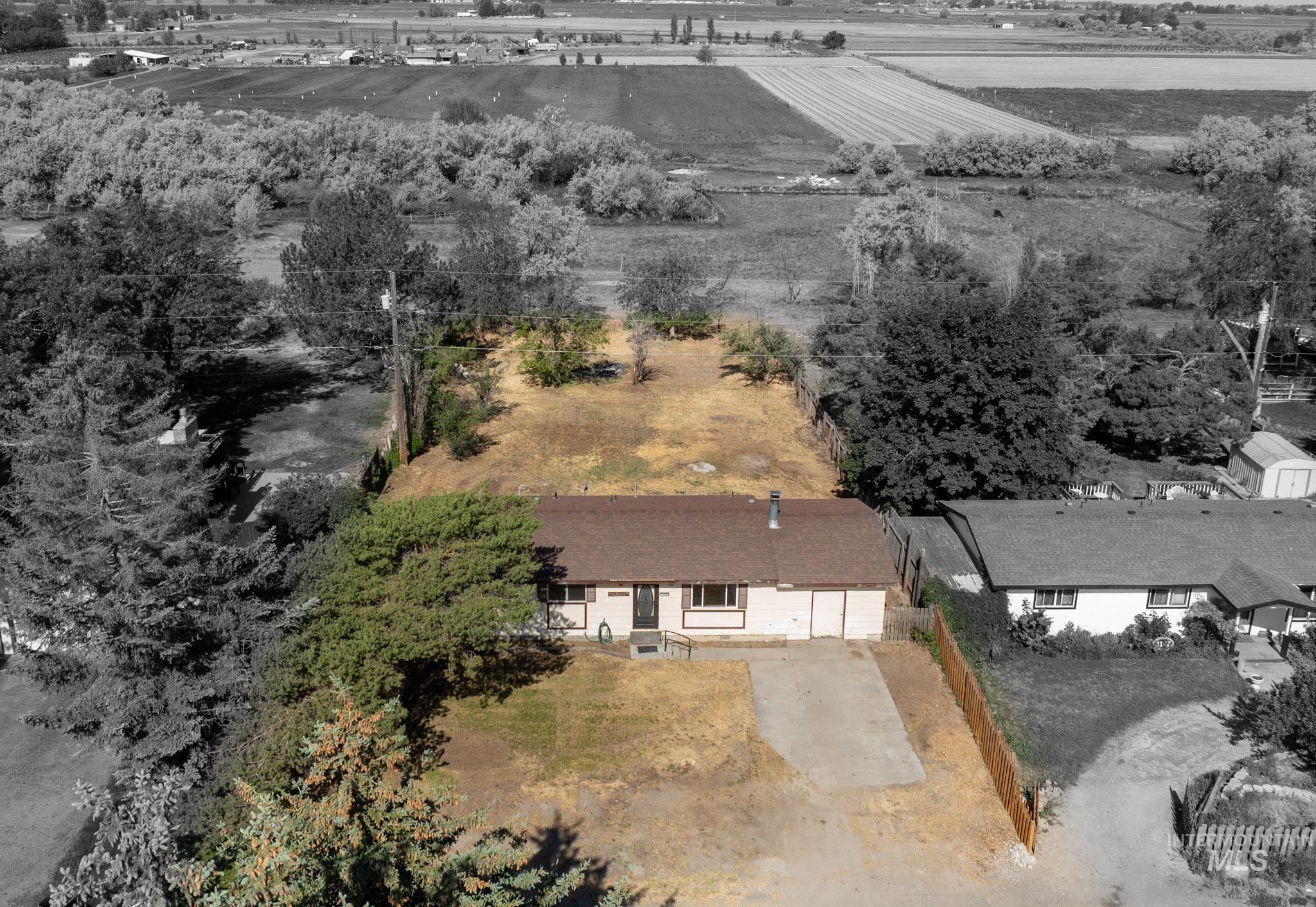 1157 Lavina Ave, Twin Falls, Idaho 83301, 3 Bedrooms, 2 Bathrooms, Residential For Sale, Price $240,000, 98988299