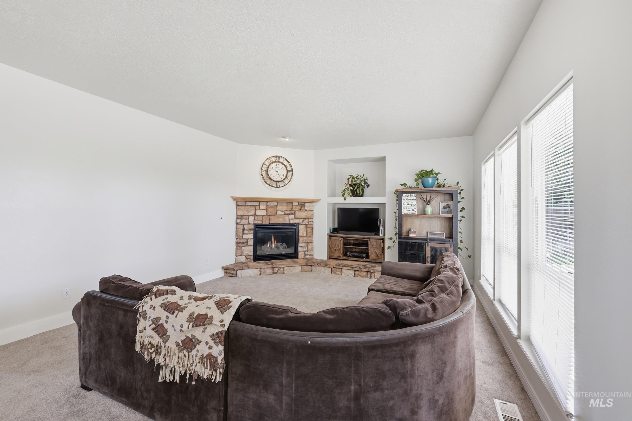 13621 W Pala Mesa Drive, Boise, Idaho 83713, 5 Bedrooms, 3 Bathrooms, Residential For Sale, Price $659,900, 98988302