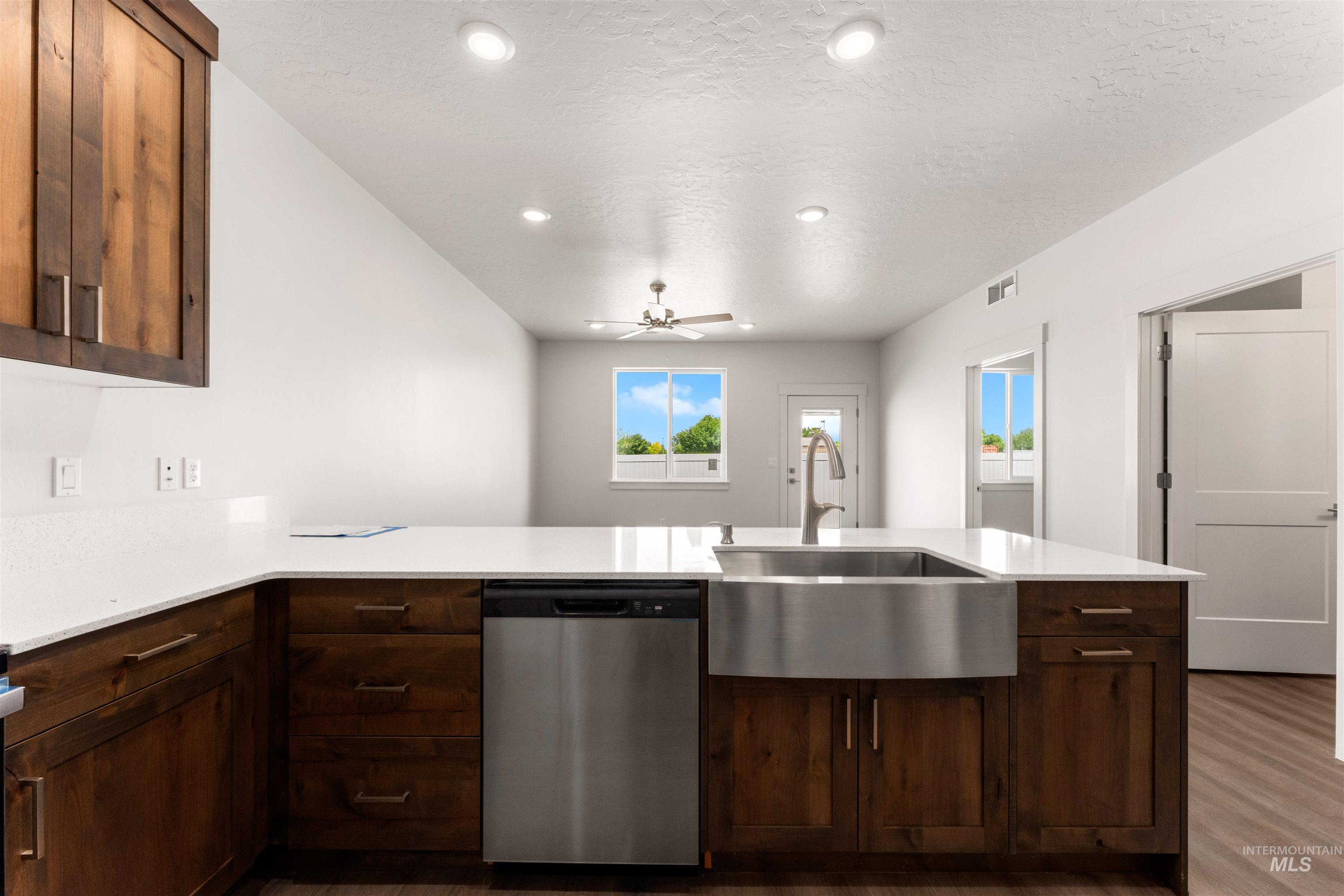 2324 S Bayne Lane, Nampa, Idaho 83686, 2 Bedrooms, 2 Bathrooms, Residential For Sale, Price $342,900, 98988305