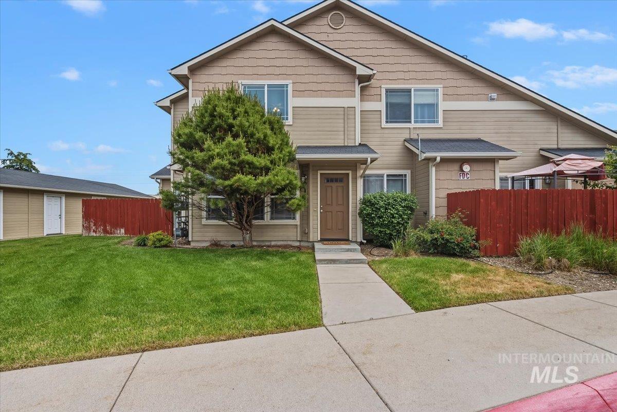 9151 W Brogan Dr, Boise, Idaho 83709, 2 Bedrooms, 2 Bathrooms, Residential For Sale, Price $299,900,MLS 98988311