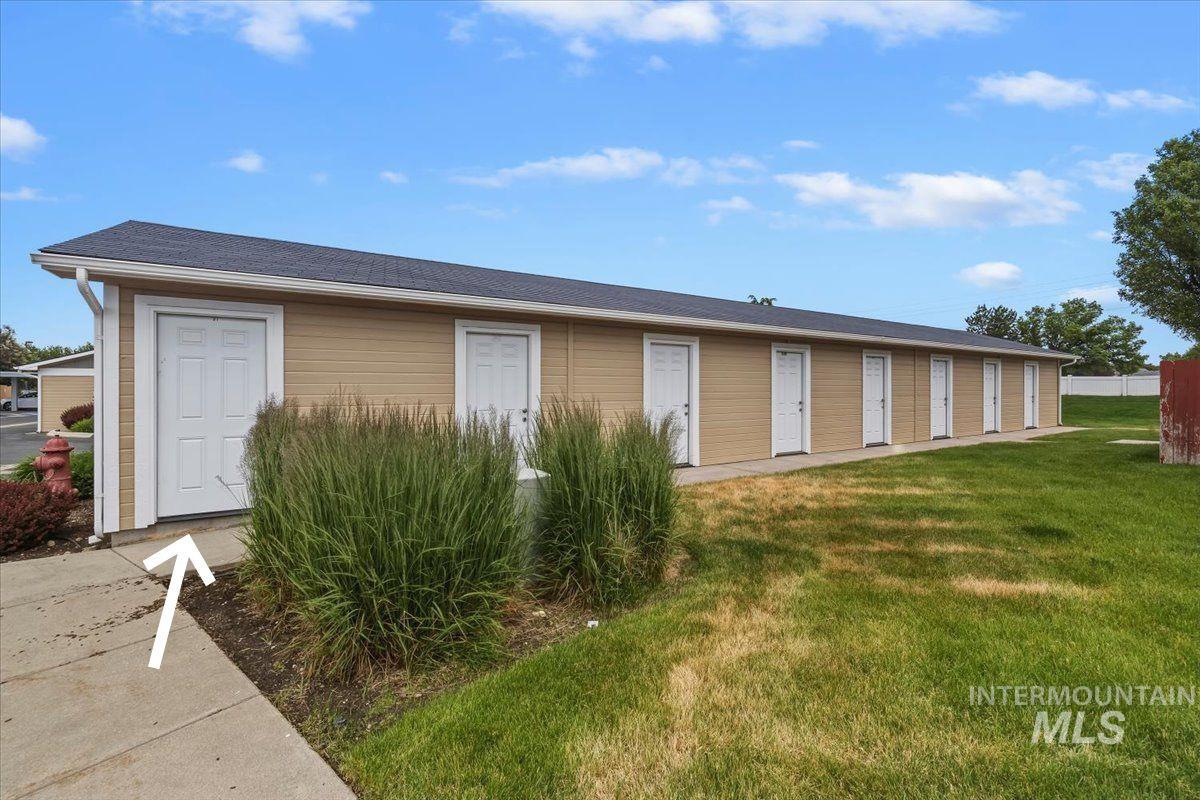 9151 W Brogan Dr, Boise, Idaho 83709, 2 Bedrooms, 2 Bathrooms, Residential For Sale, Price $299,900,MLS 98988311