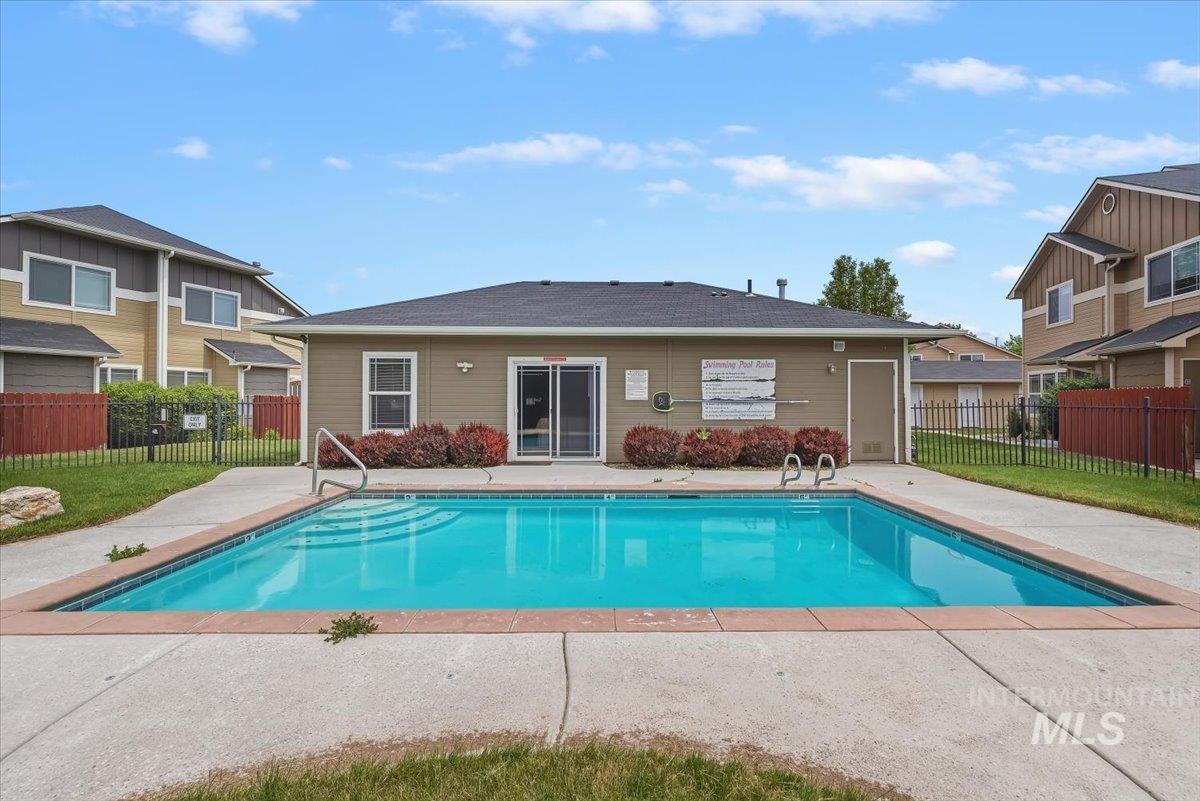 9151 W Brogan Dr, Boise, Idaho 83709, 2 Bedrooms, 2 Bathrooms, Residential For Sale, Price $299,900,MLS 98988311