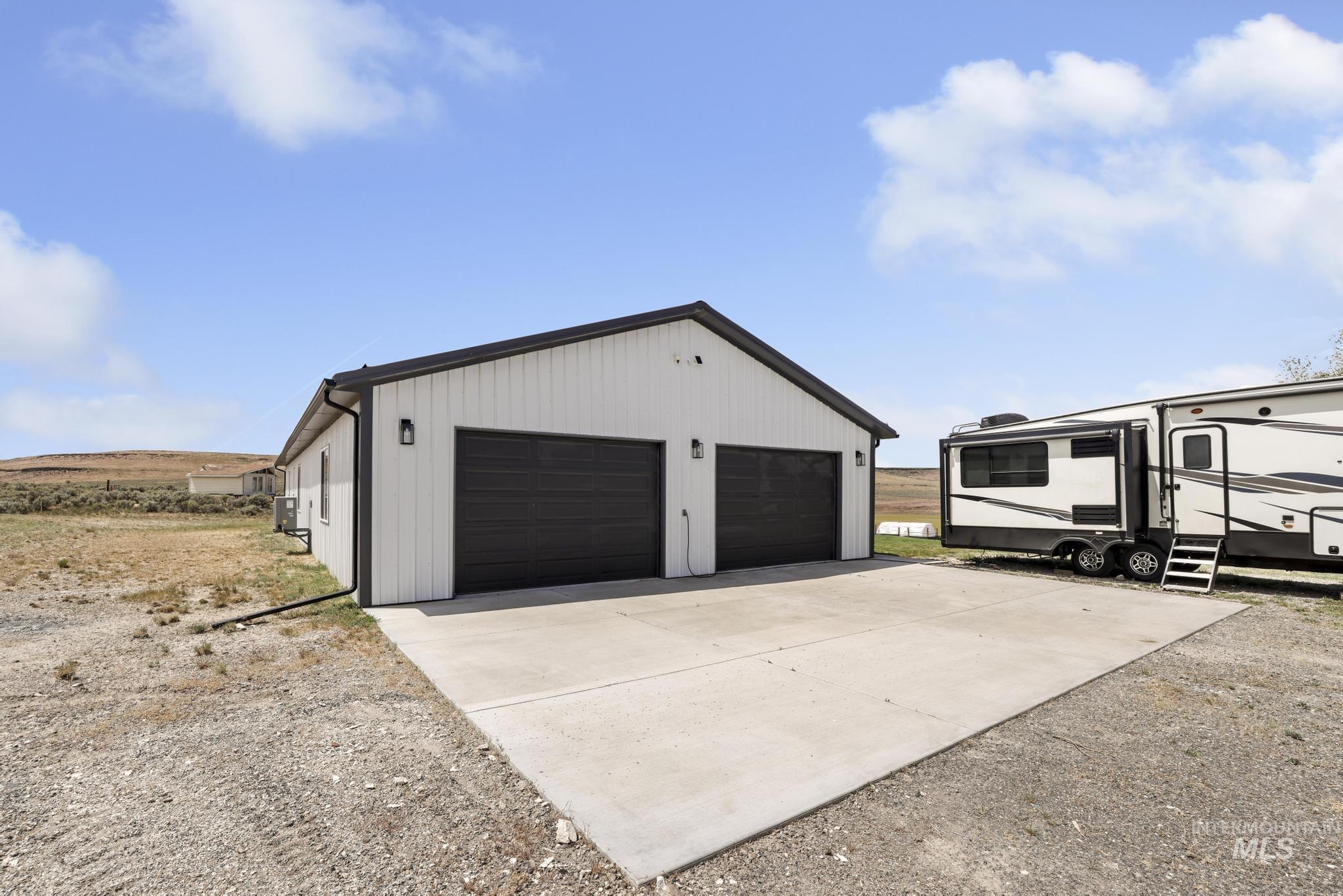 758 Cedar Creek Road, Rogerson, Idaho 83302, 3 Bedrooms, 2 Bathrooms, Residential For Sale, Price $689,900, 98988319