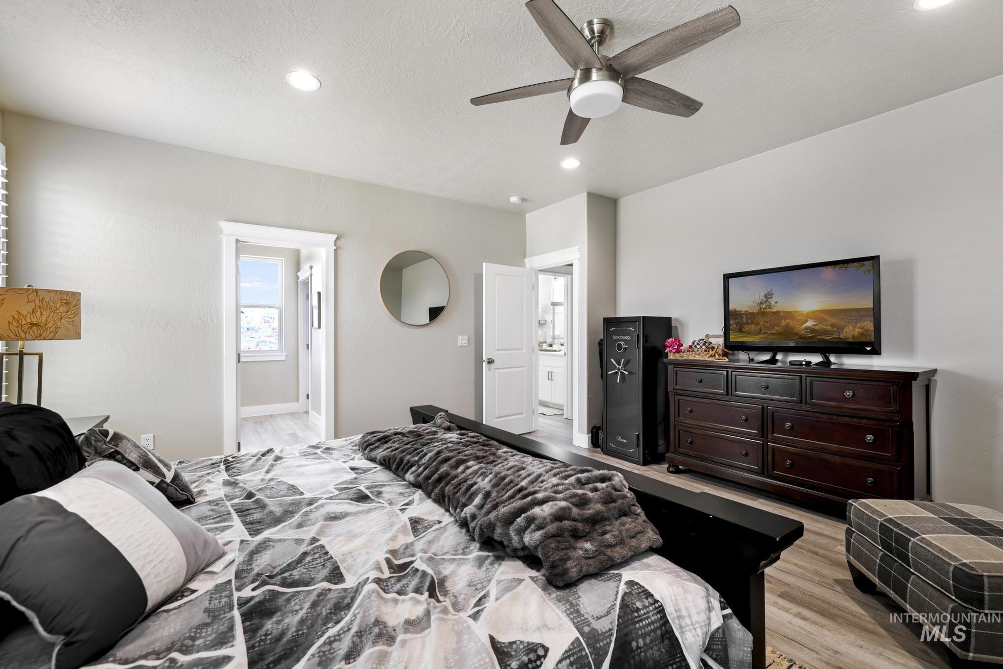 758 Cedar Creek Road, Rogerson, Idaho 83302, 3 Bedrooms, 2 Bathrooms, Residential For Sale, Price $689,900, 98988319