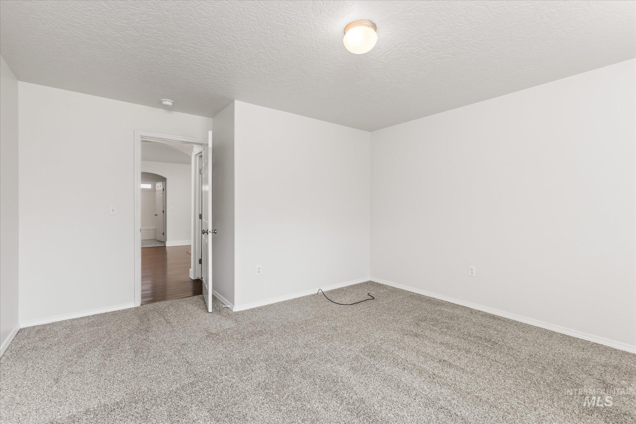 3907 N Abbott St, Caldwell, Idaho 83607-5011, 3 Bedrooms, 2 Bathrooms, Residential For Sale, Price $353,000,MLS 98988323