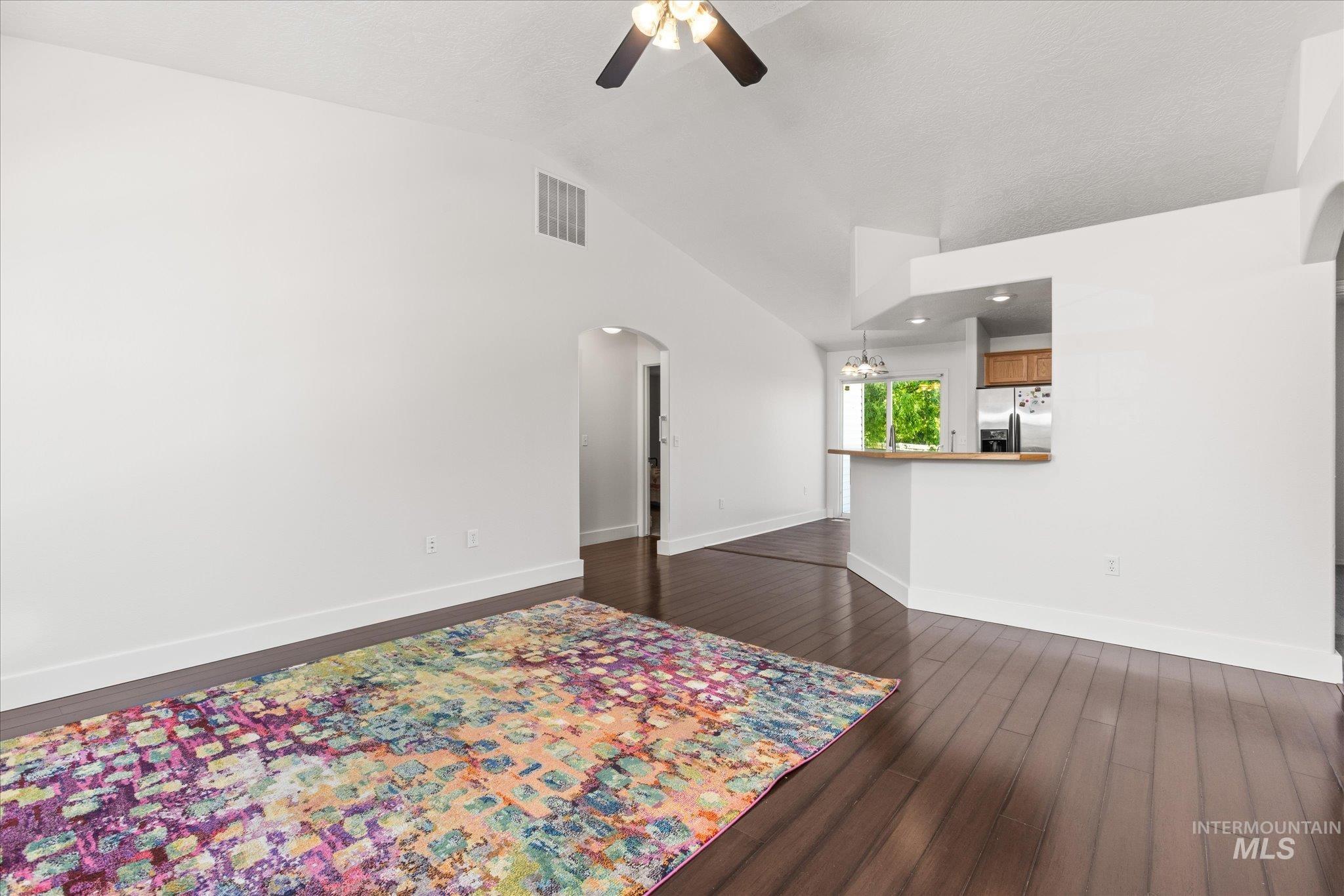 3907 N Abbott St, Caldwell, Idaho 83607-5011, 3 Bedrooms, 2 Bathrooms, Residential For Sale, Price $353,000,MLS 98988323