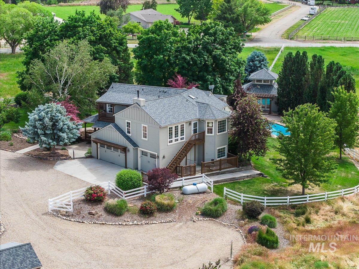 10060 W Rolling Hills Dr., Star, Idaho 83669, 4 Bedrooms, 4 Bathrooms, Residential For Sale, Price $1,900,000,MLS 98988328