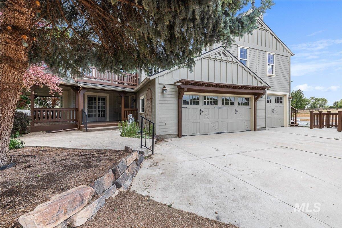 10060 W Rolling Hills Dr., Star, Idaho 83669, 4 Bedrooms, 4 Bathrooms, Residential For Sale, Price $1,900,000,MLS 98988328