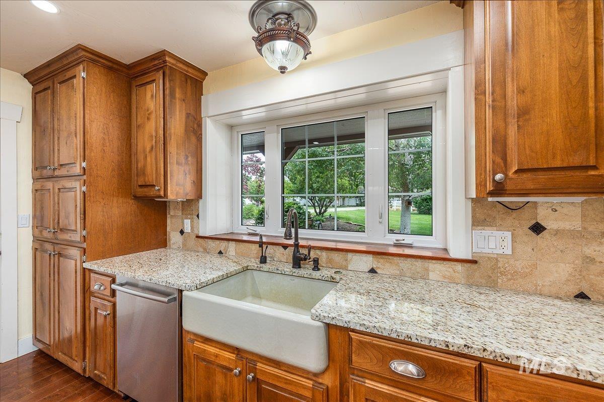 10060 W Rolling Hills Dr., Star, Idaho 83669, 4 Bedrooms, 4 Bathrooms, Residential For Sale, Price $1,900,000,MLS 98988328
