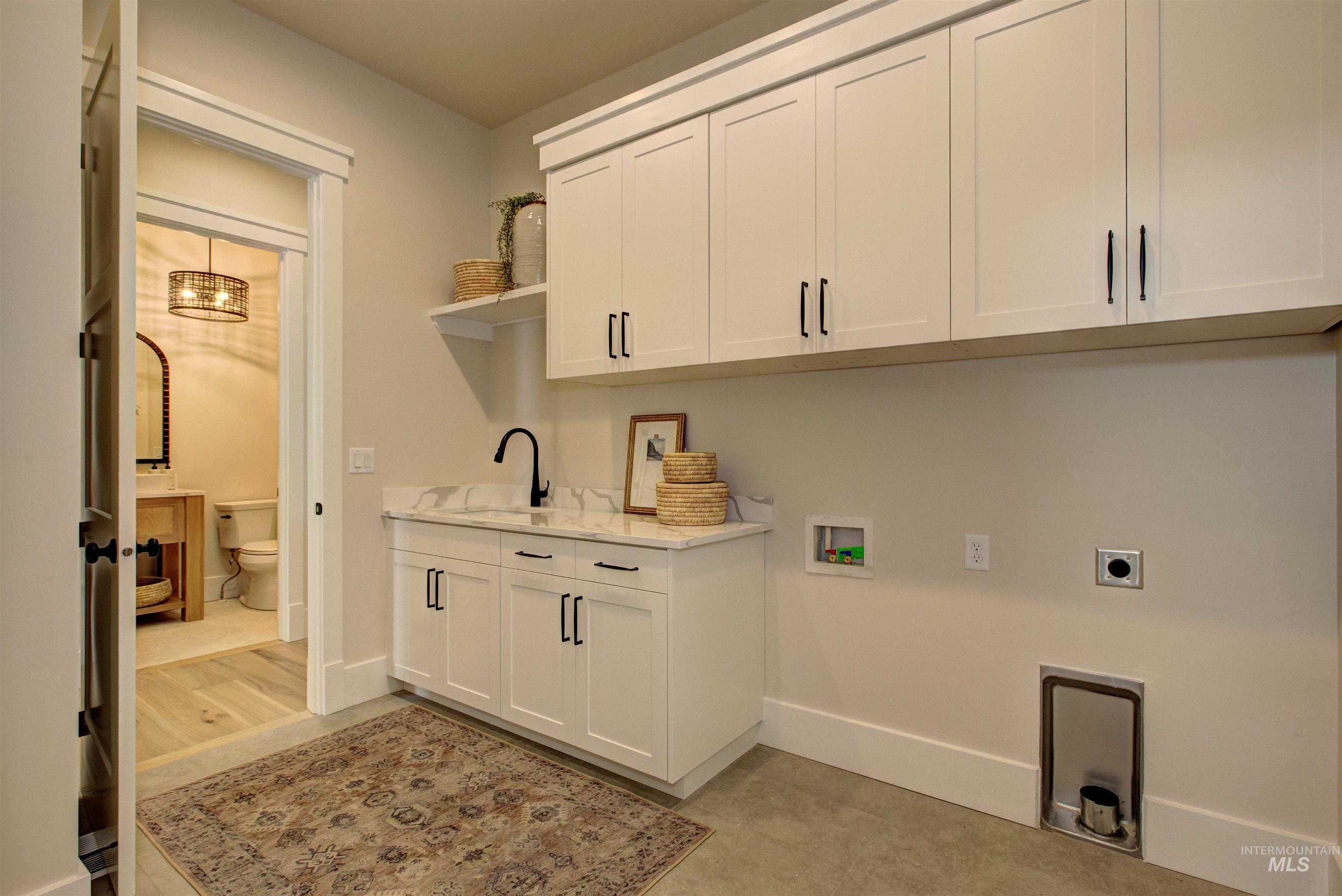 796 E Crescendo St, Meridian, Idaho 83642, 4 Bedrooms, 3.5 Bathrooms, Residential For Sale, Price $949,777,MLS 98988342
