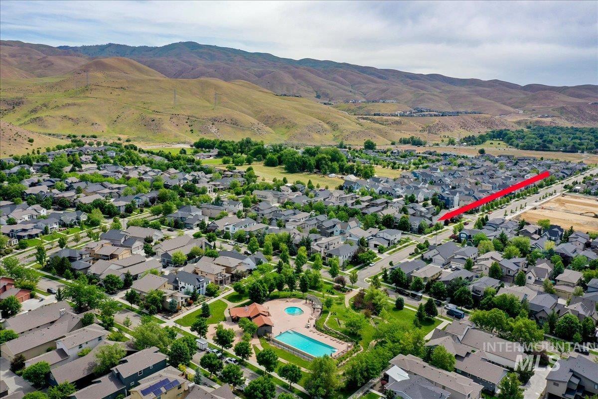 2790 S Honeycomb Way, Boise, Idaho 83716, 4 Bedrooms, 2.5 Bathrooms, Residential For Sale, Price $990,000,MLS 98988350