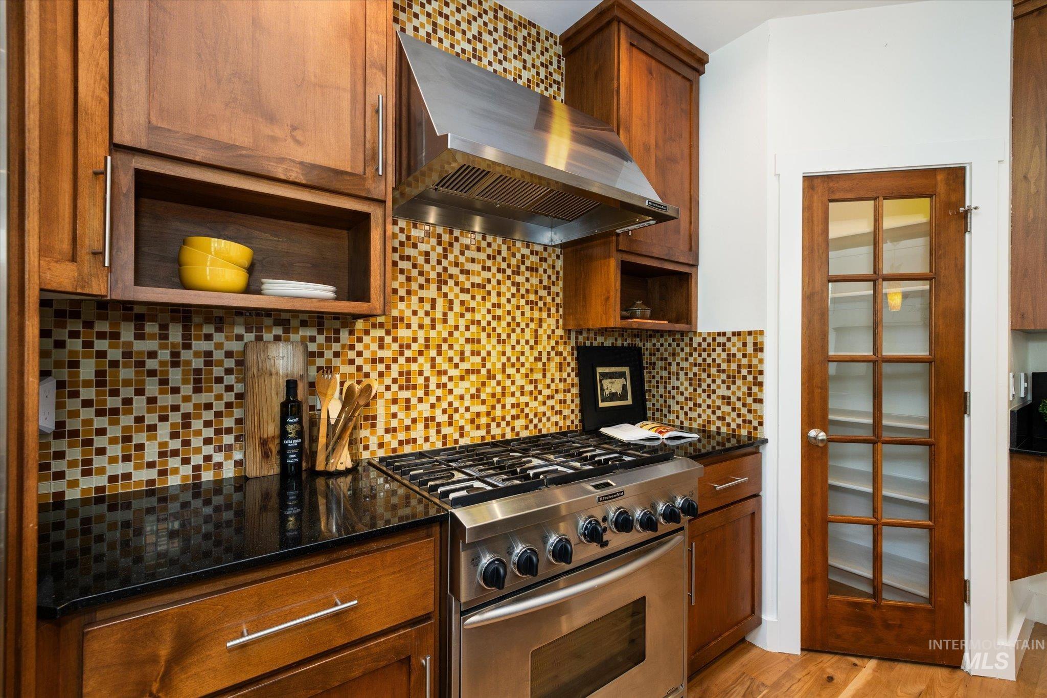 4970 W Parklane Dr, Boise, Idaho 83714, 5 Bedrooms, 3.5 Bathrooms, Residential For Sale, Price $999,900,MLS 98988353