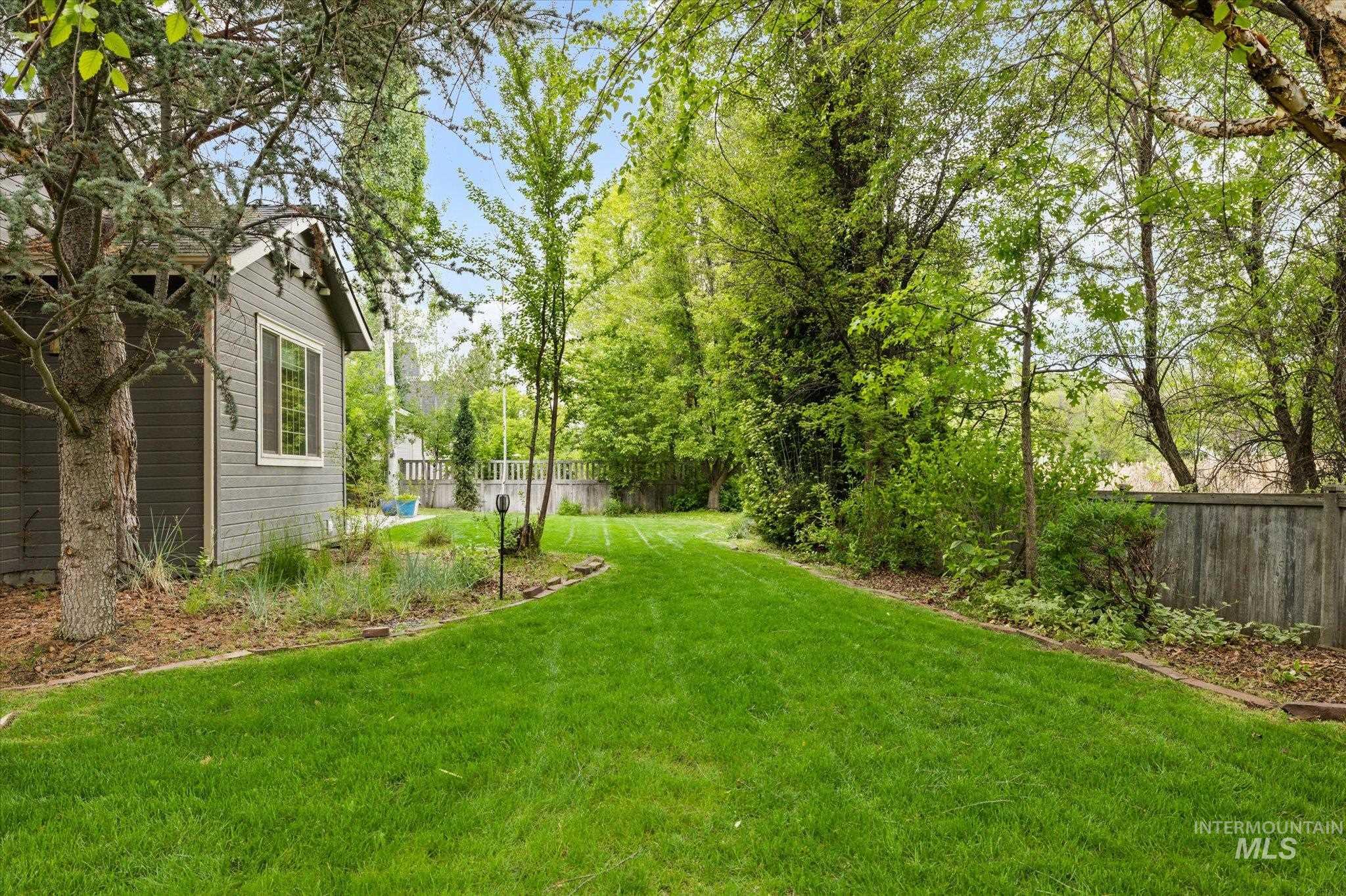4970 W Parklane Dr, Boise, Idaho 83714, 5 Bedrooms, 3.5 Bathrooms, Residential For Sale, Price $999,900,MLS 98988353