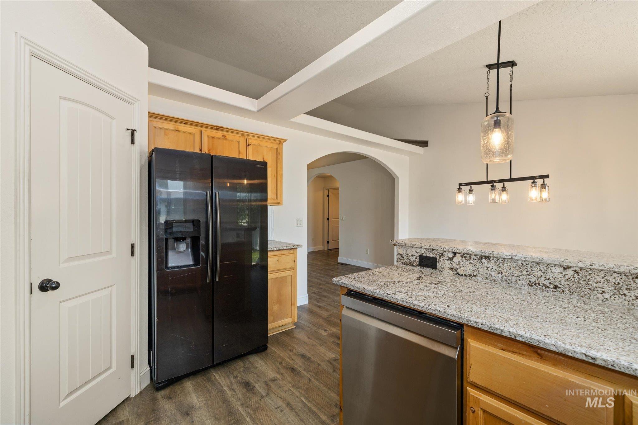 370 S Schober Loop, Nampa, Idaho 83686, 3 Bedrooms, 2 Bathrooms, Residential For Sale, Price $429,900, 98988358