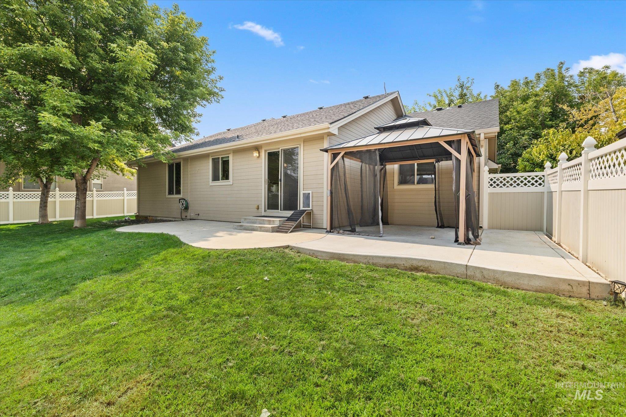 370 S Schober Loop, Nampa, Idaho 83686, 3 Bedrooms, 2 Bathrooms, Residential For Sale, Price $429,900, 98988358